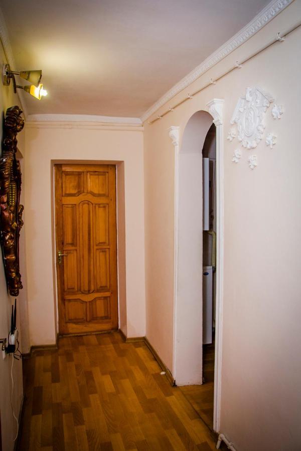 Apartment On Malaya Arnautskaya 21 โอเดสซา ภายนอก รูปภาพ